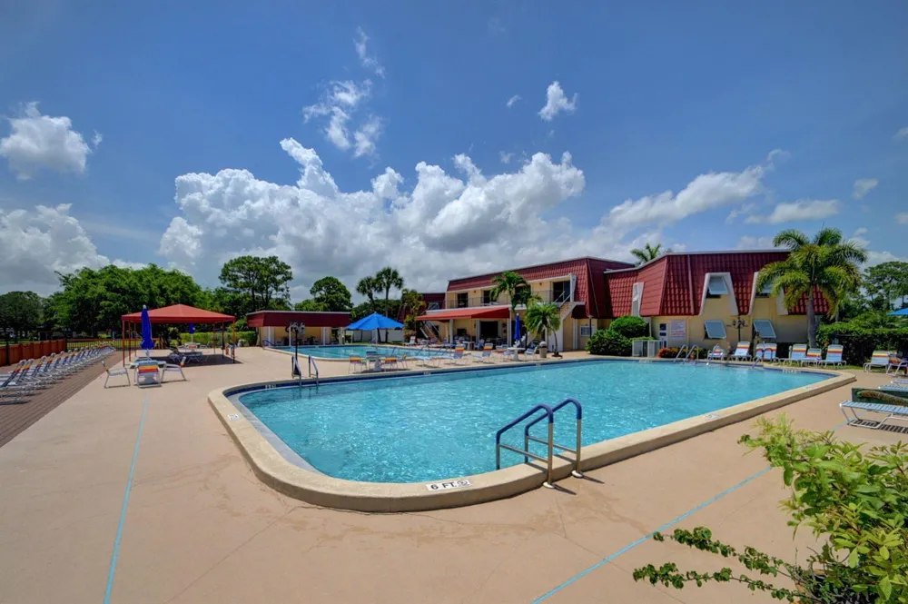 782 Nantucket Circle Lake Worth, FL 33467
