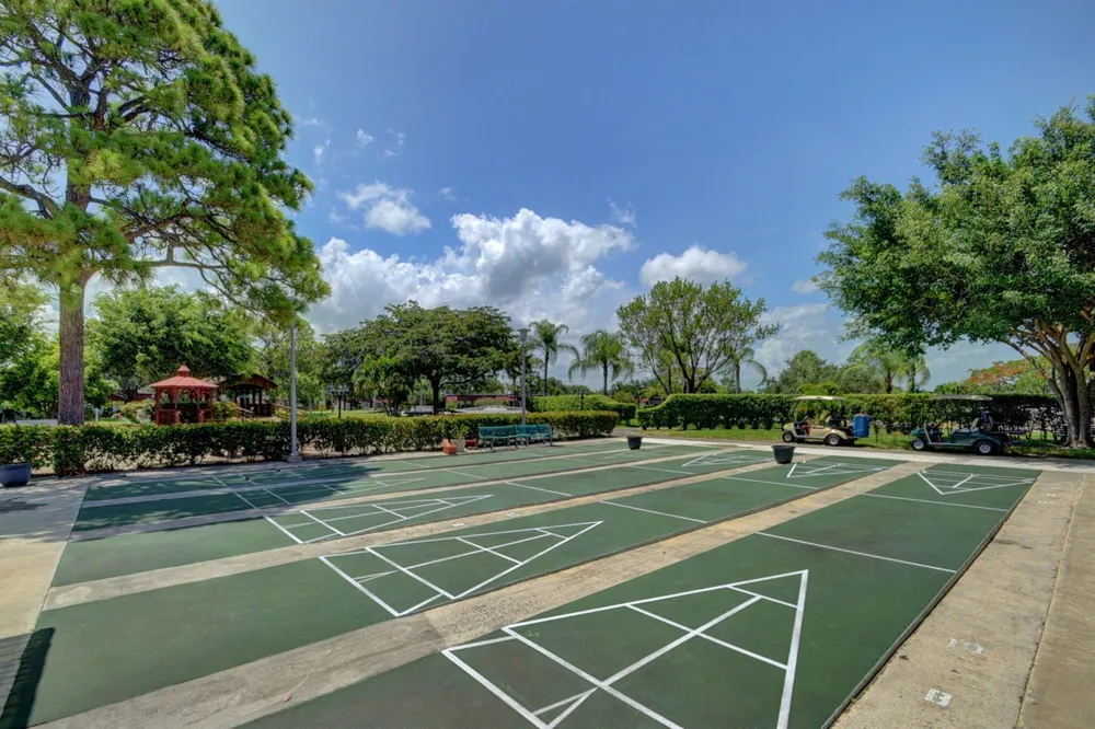 782 Nantucket Circle Lake Worth, FL 33467