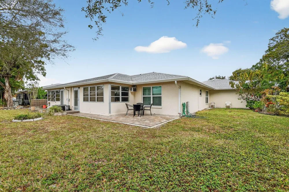 782 Nantucket Circle Lake Worth, FL 33467