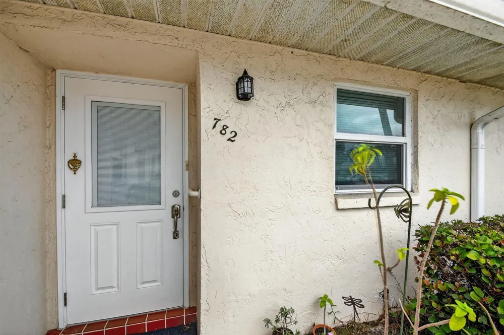 782 Nantucket Circle Lake Worth, FL 33467