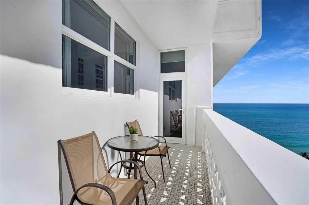 4250 GALT OCEAN DRIVE #PHB Fort Lauderdale, FL 33308