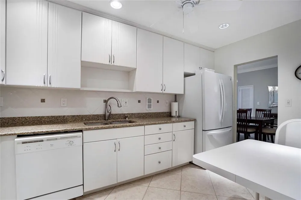 4250 GALT OCEAN DRIVE #PHB Fort Lauderdale, FL 33308