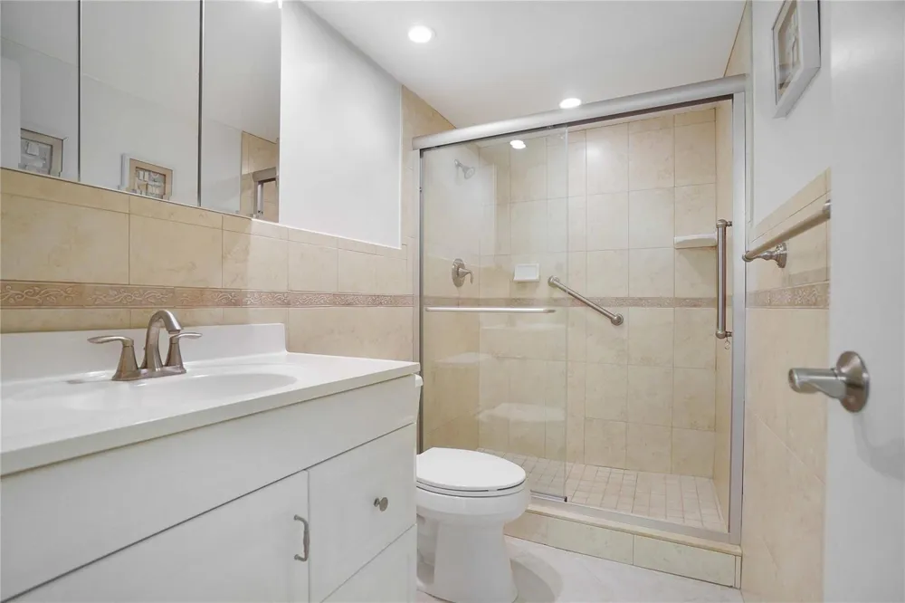 4250 GALT OCEAN DRIVE #PHB Fort Lauderdale, FL 33308