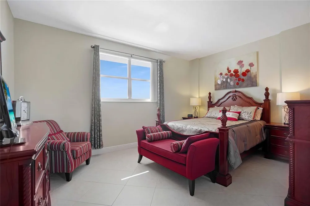 4250 GALT OCEAN DRIVE #PHB Fort Lauderdale, FL 33308