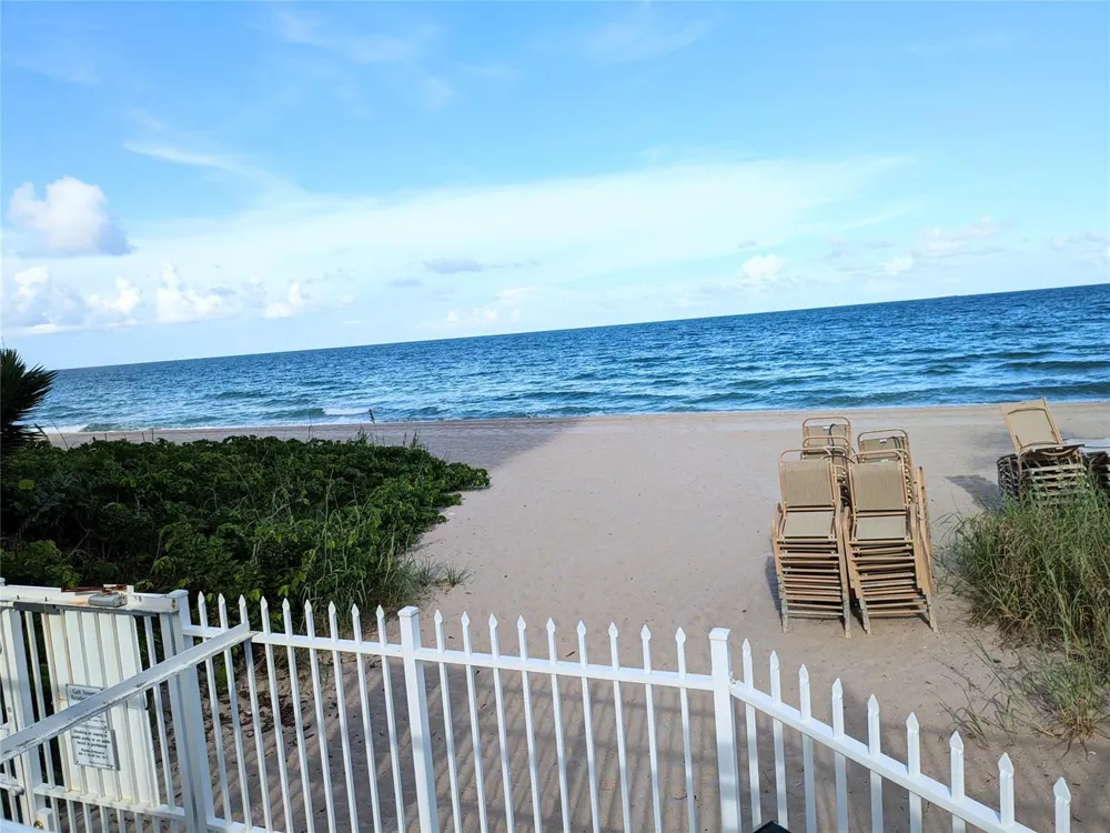 4250 GALT OCEAN DRIVE #PHB Fort Lauderdale, FL 33308