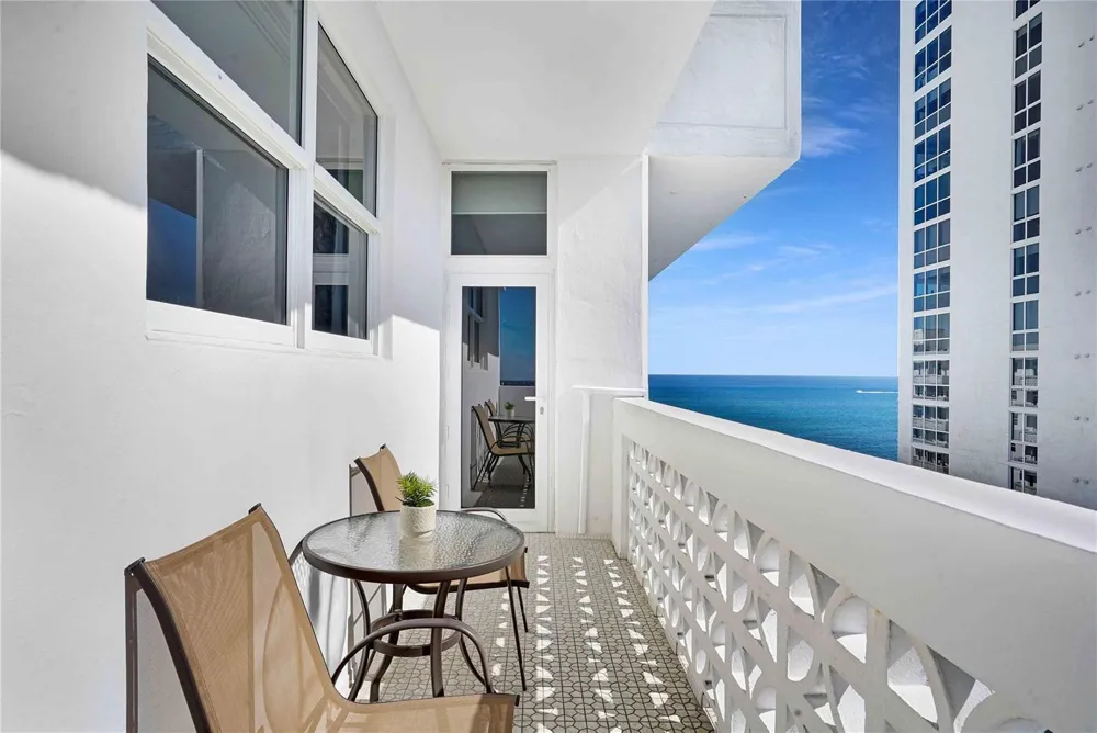 4250 GALT OCEAN DRIVE #PHB Fort Lauderdale, FL 33308