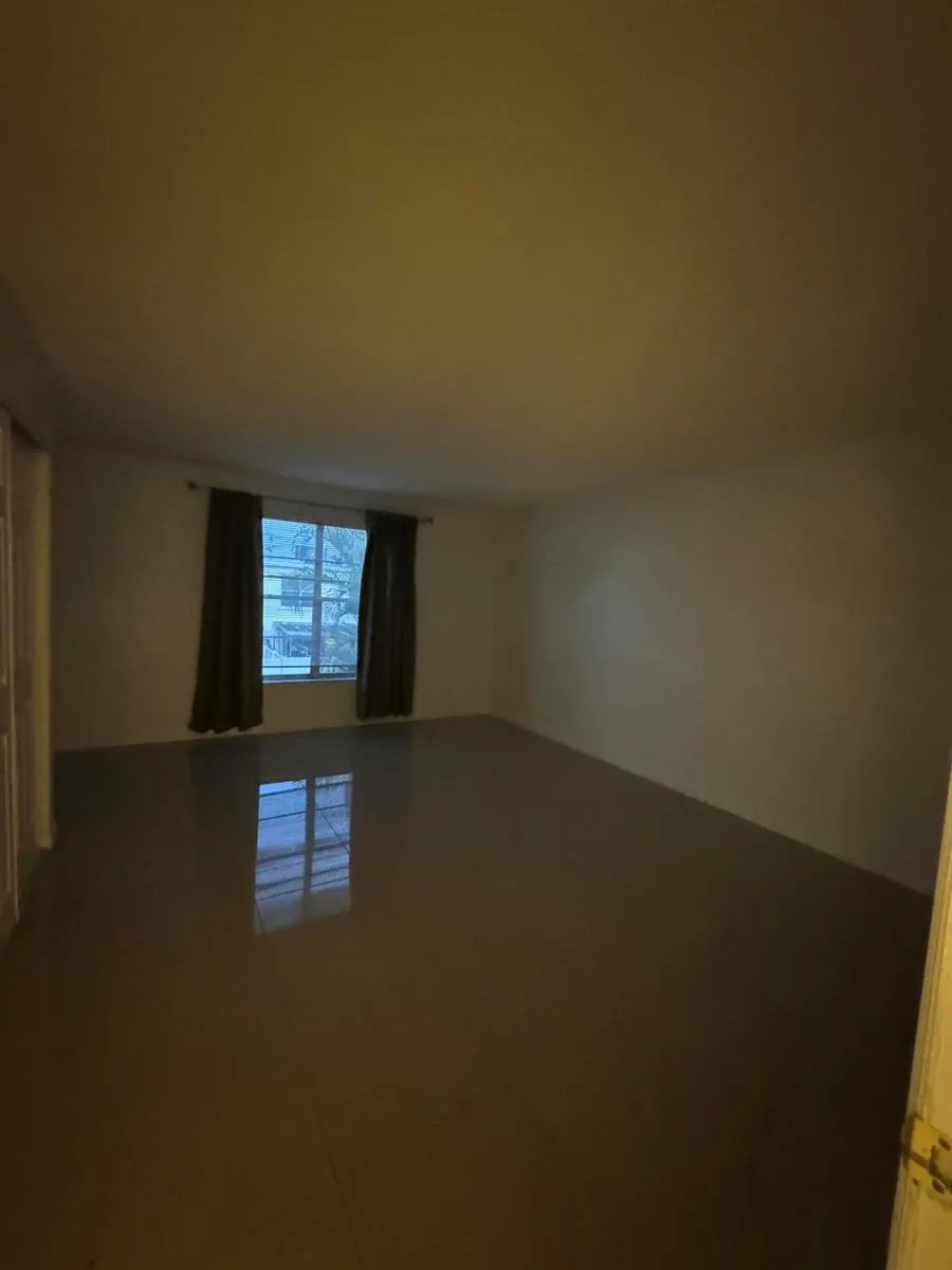 3904 SW 67th Way Davie, FL 33314