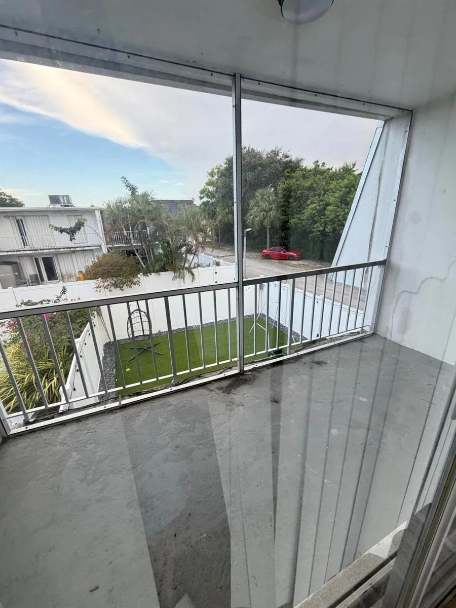 3904 SW 67th Way Davie, FL 33314