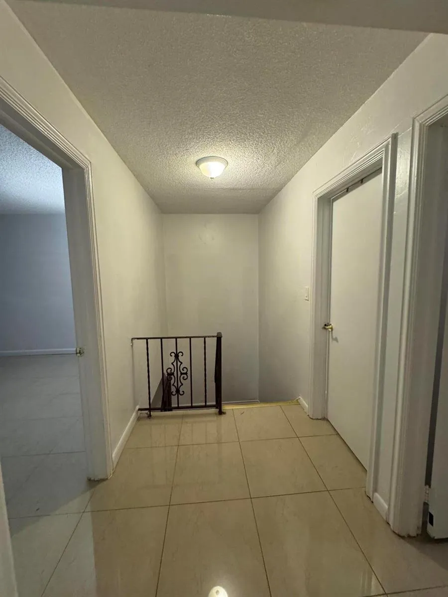 3904 SW 67th Way Davie, FL 33314