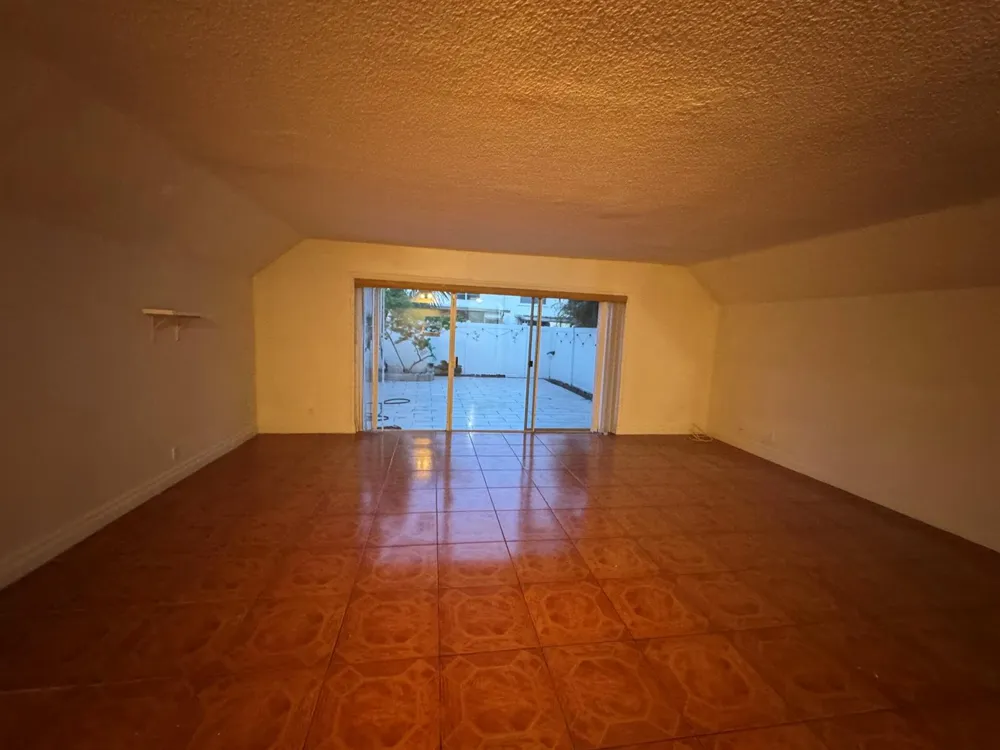 3904 SW 67th Way Davie, FL 33314