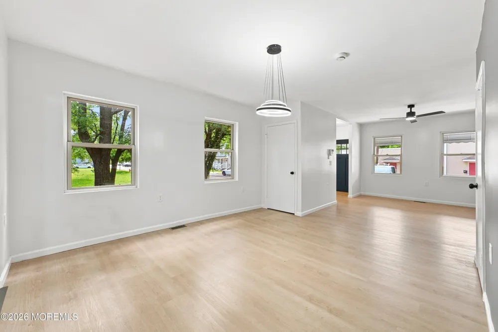 185 Rancocas Road Mount Holly, NJ 08060