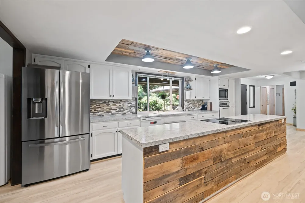 533 Hulse Road Port Angeles, WA 98362