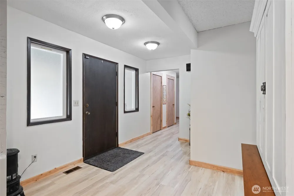 533 Hulse Road Port Angeles, WA 98362