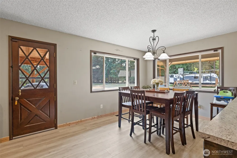 533 Hulse Road Port Angeles, WA 98362
