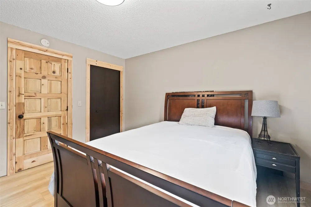 533 Hulse Road Port Angeles, WA 98362