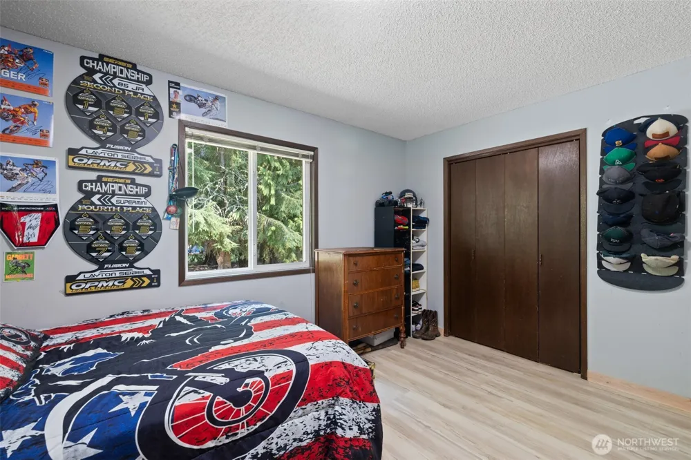 533 Hulse Road Port Angeles, WA 98362