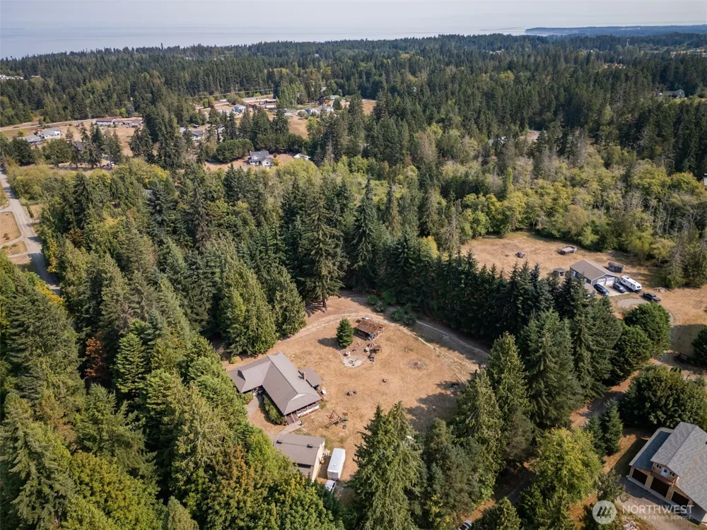 533 Hulse Road Port Angeles, WA 98362