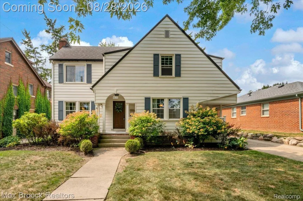 4151 Arlington Drive Royal Oak City, MI 48073