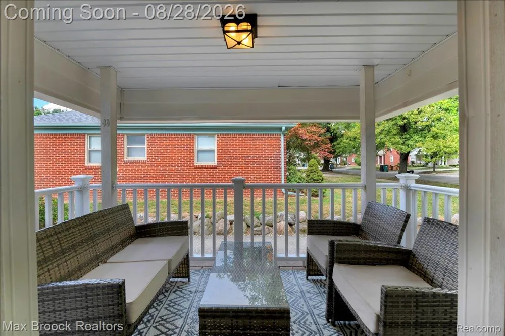 4151 Arlington Drive Royal Oak City, MI 48073