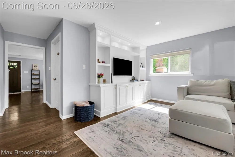 4151 Arlington Drive Royal Oak City, MI 48073
