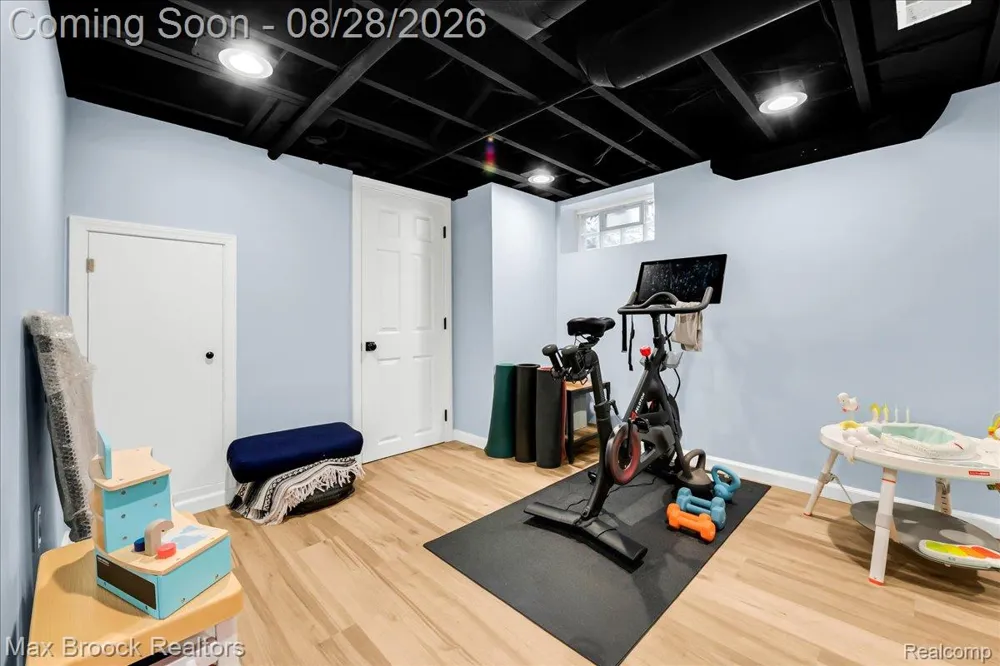 4151 Arlington Drive Royal Oak City, MI 48073