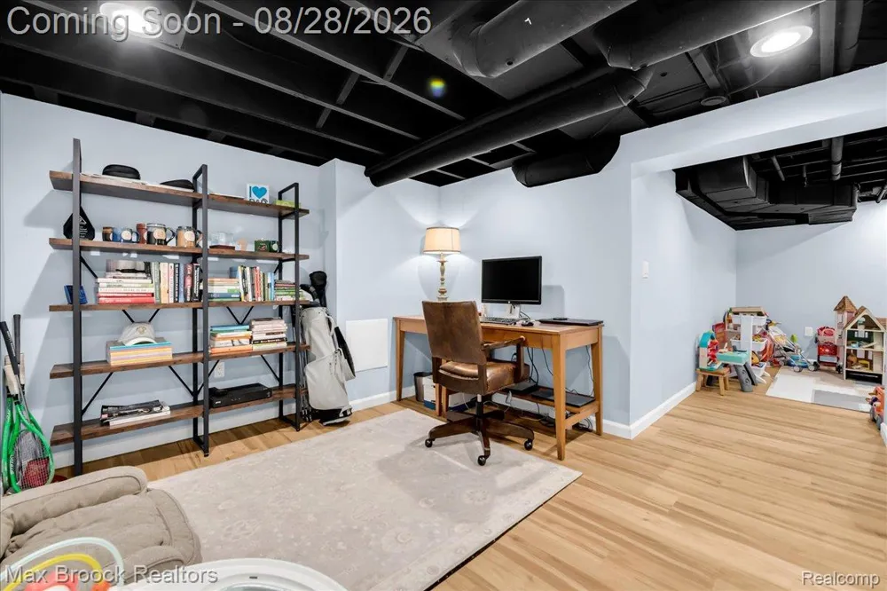 4151 Arlington Drive Royal Oak City, MI 48073