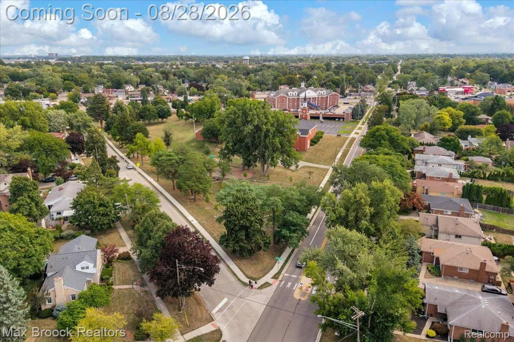 4151 Arlington Drive Royal Oak City, MI 48073