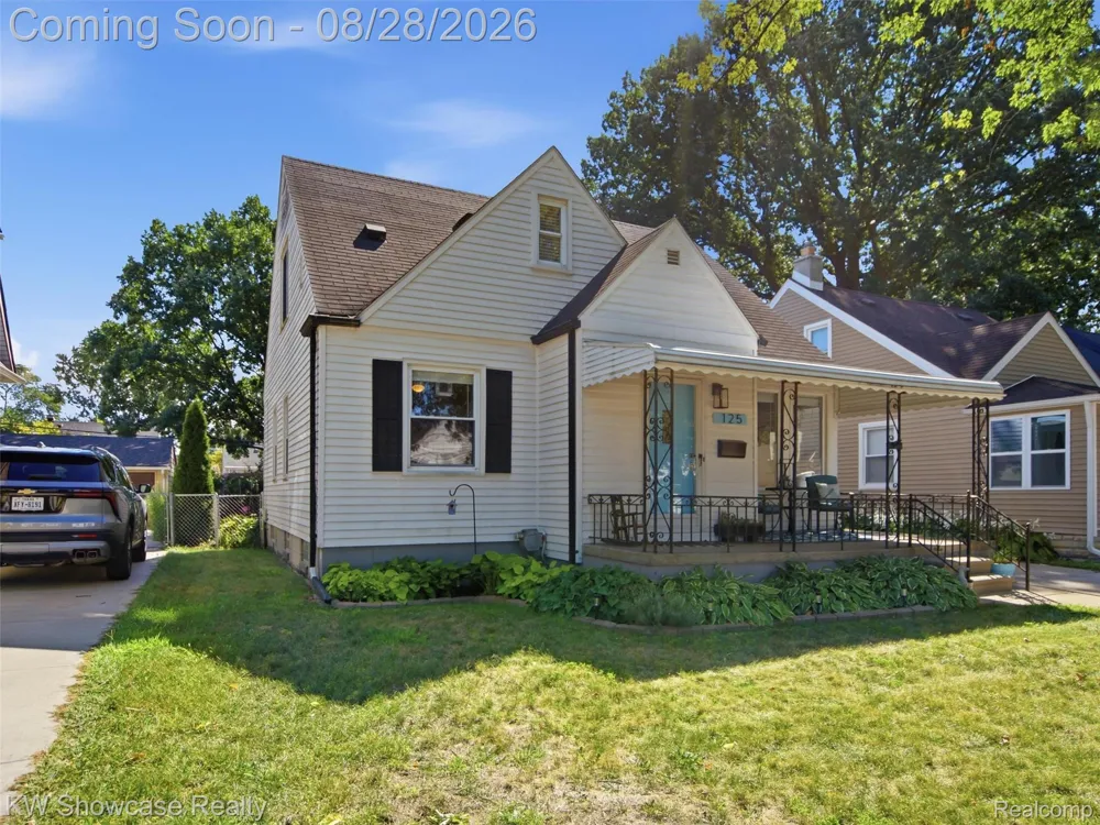 125 S Edgeworth Avenue Royal Oak City, MI 48067