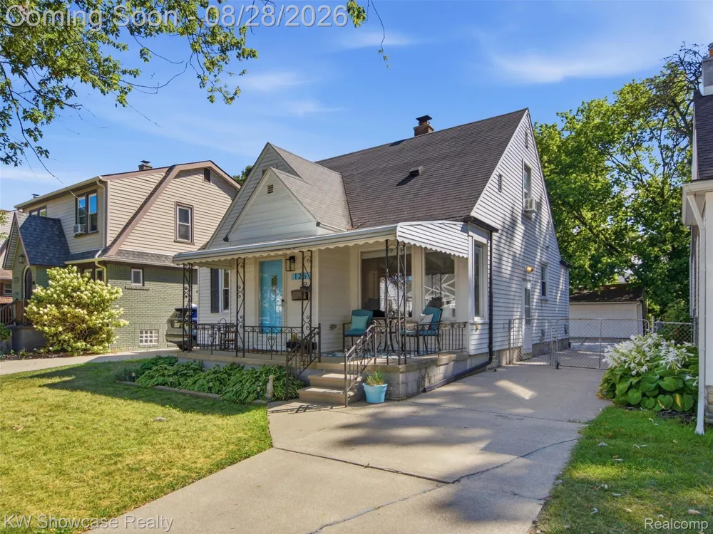 125 S Edgeworth Avenue Royal Oak City, MI 48067
