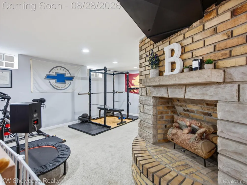 125 S Edgeworth Avenue Royal Oak City, MI 48067