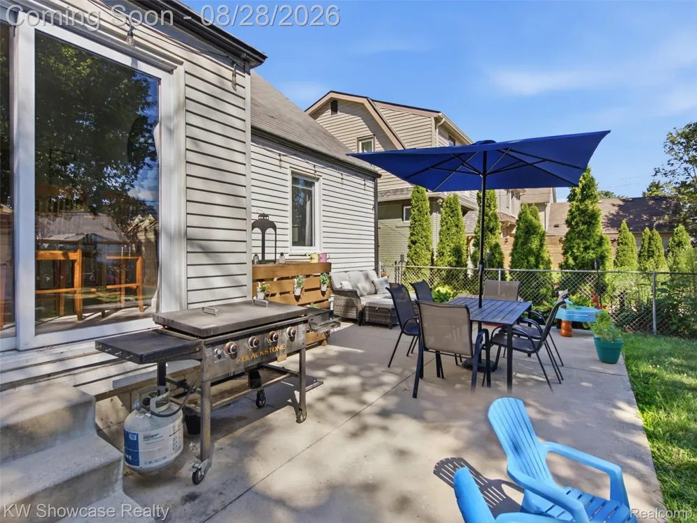125 S Edgeworth Avenue Royal Oak City, MI 48067