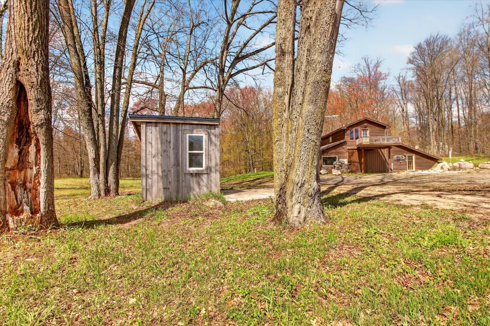 17099 Sierra Drive Colfax Township, MI 49307