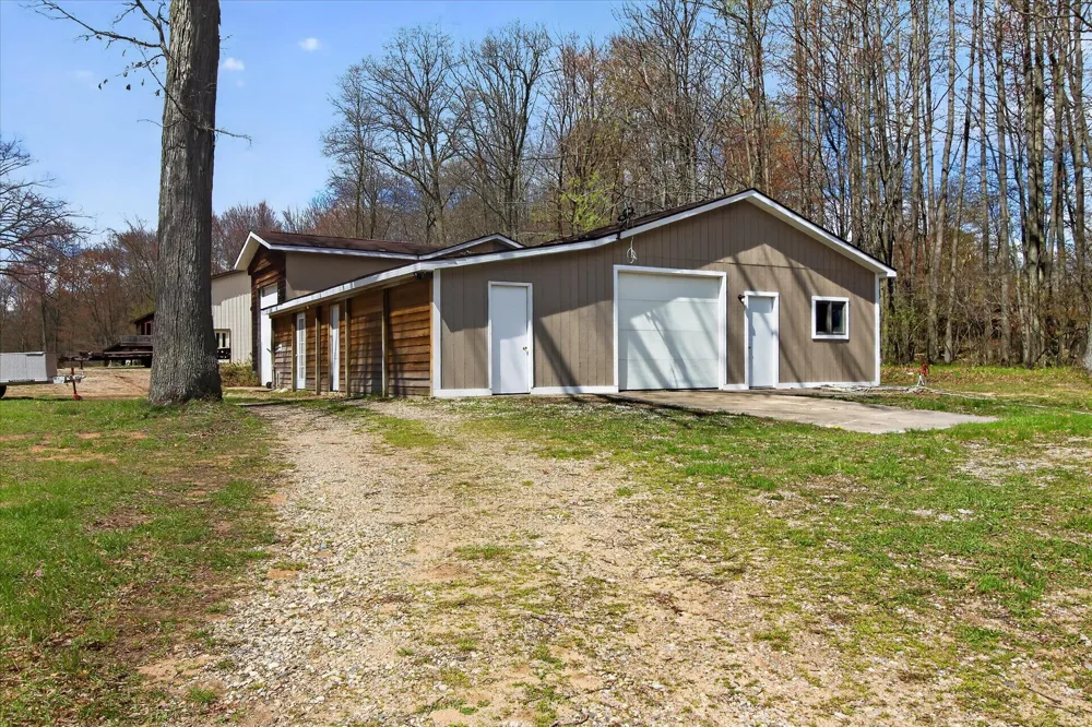 17099 Sierra Drive Colfax Township, MI 49307