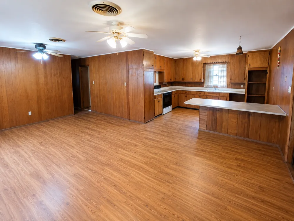 3200 Cattlemens Row Lockhart, TX 78644