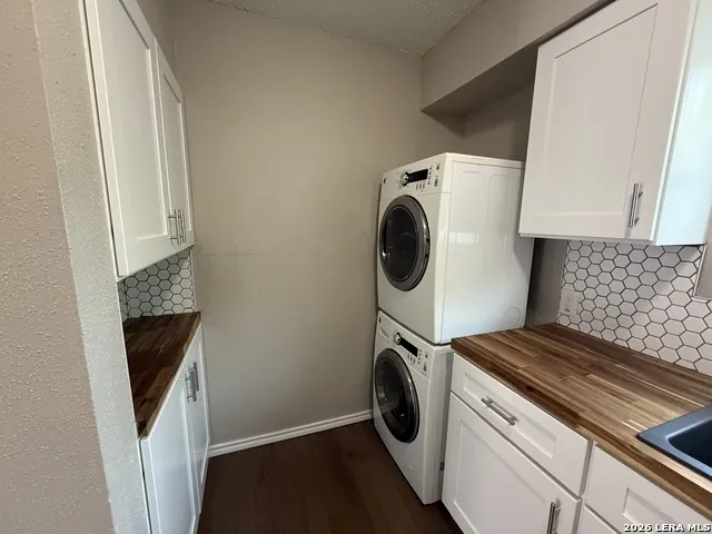 3243 Nacogdoches Rd #1206 San Antonio, TX 78217