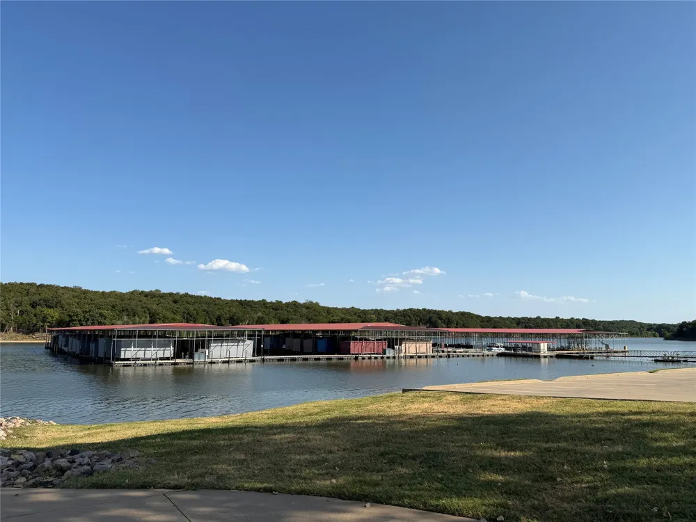 174 Barrington Circle Gordonville, TX 76245