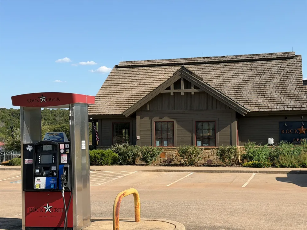174 Barrington Circle Gordonville, TX 76245