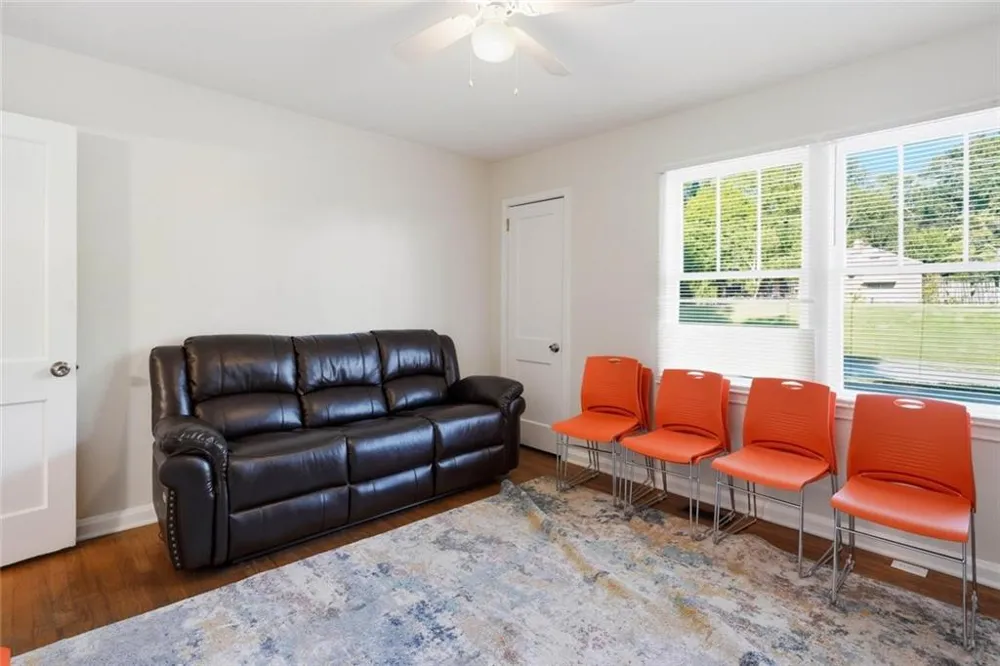 6220 Oakdale Road SE Mableton, GA 30126