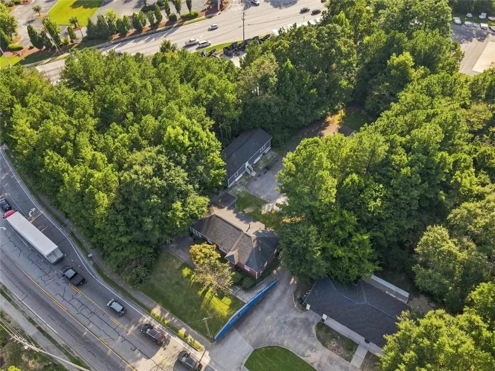 6220 Oakdale Road SE Mableton, GA 30126