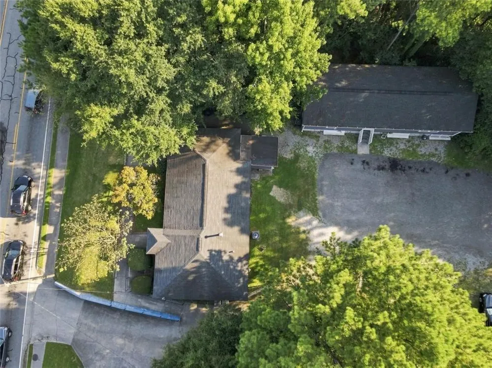 6220 Oakdale Road SE Mableton, GA 30126