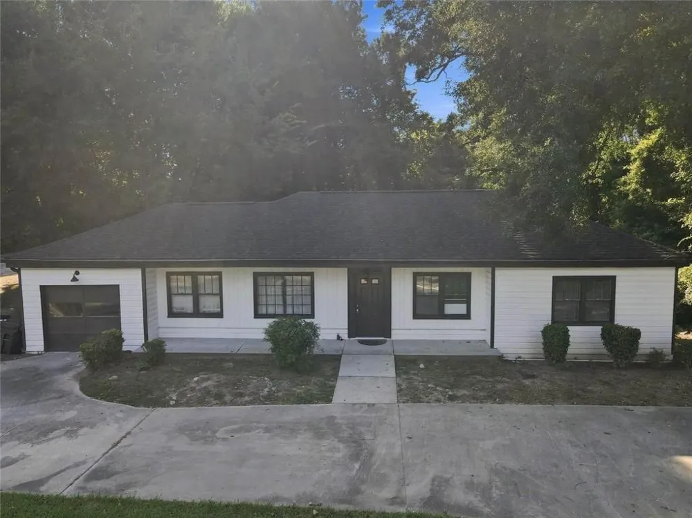 6220 Oakdale Road SE Mableton, GA 30126