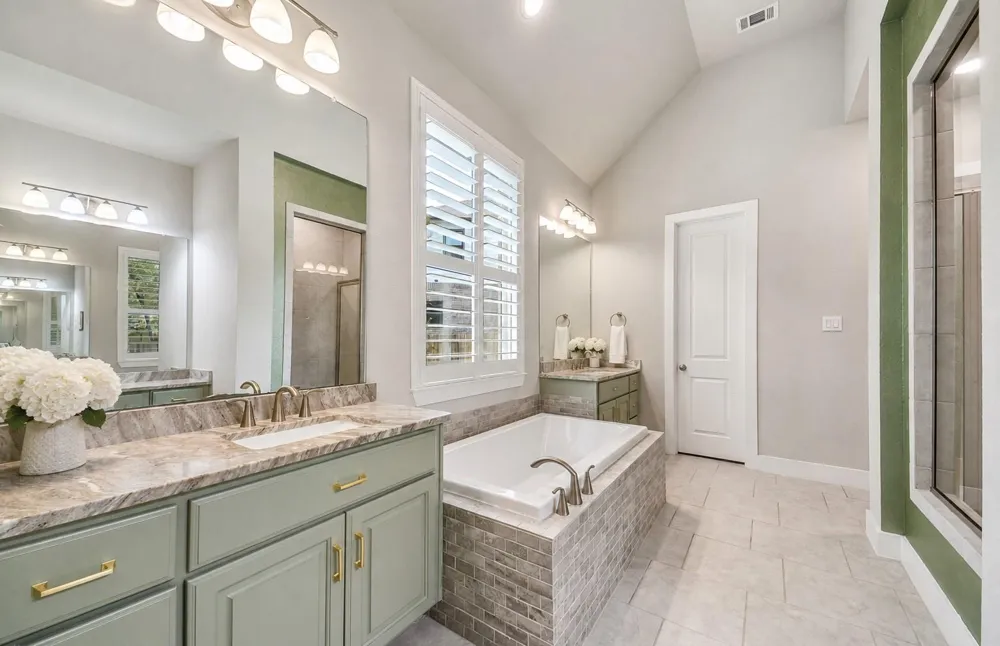 107 Rosewood Forest Court Willis, TX 77318