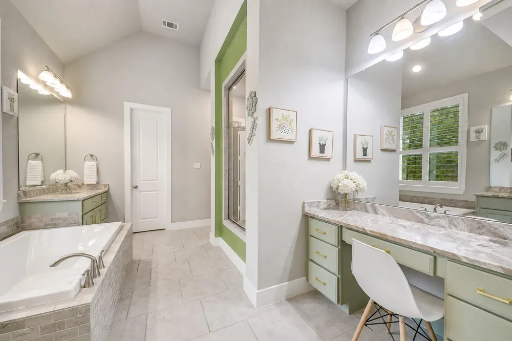 107 Rosewood Forest Court Willis, TX 77318