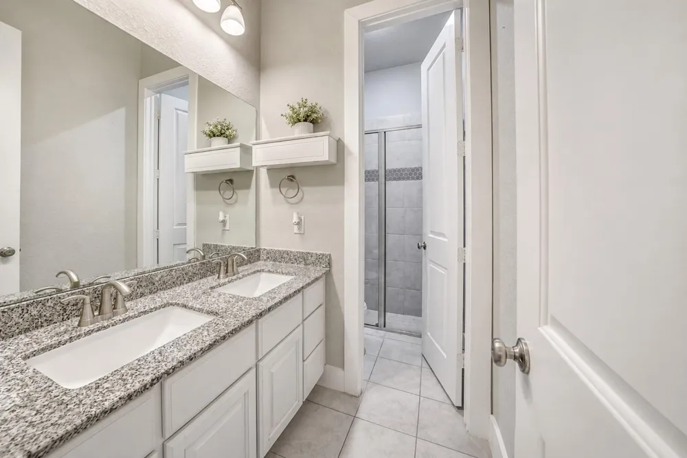 107 Rosewood Forest Court Willis, TX 77318