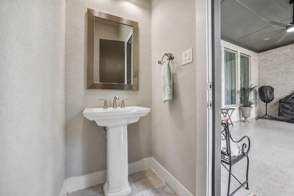 107 Rosewood Forest Court Willis, TX 77318