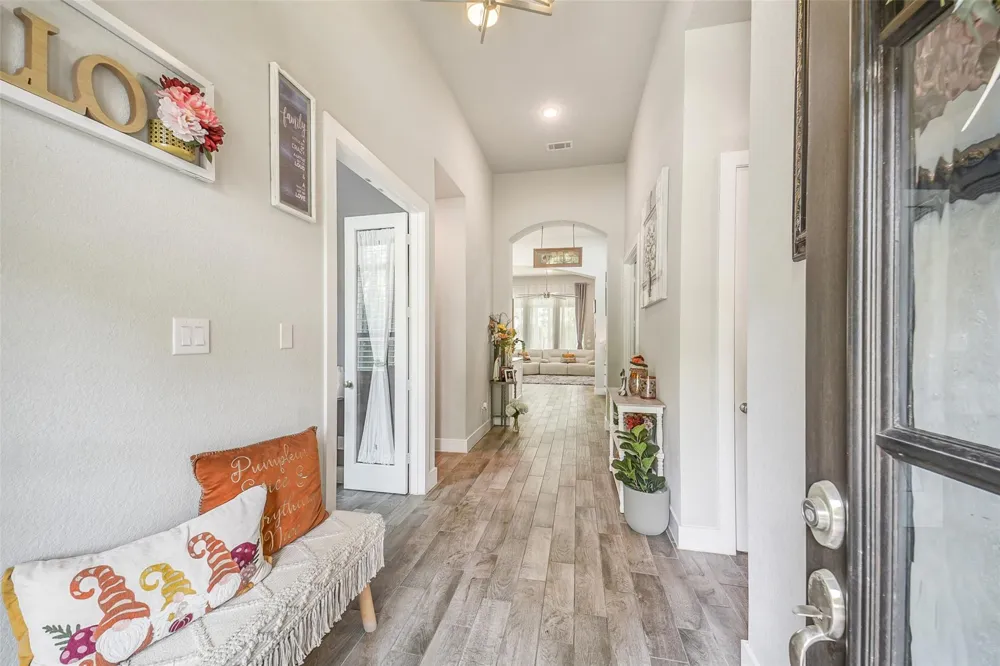 107 Rosewood Forest Court Willis, TX 77318