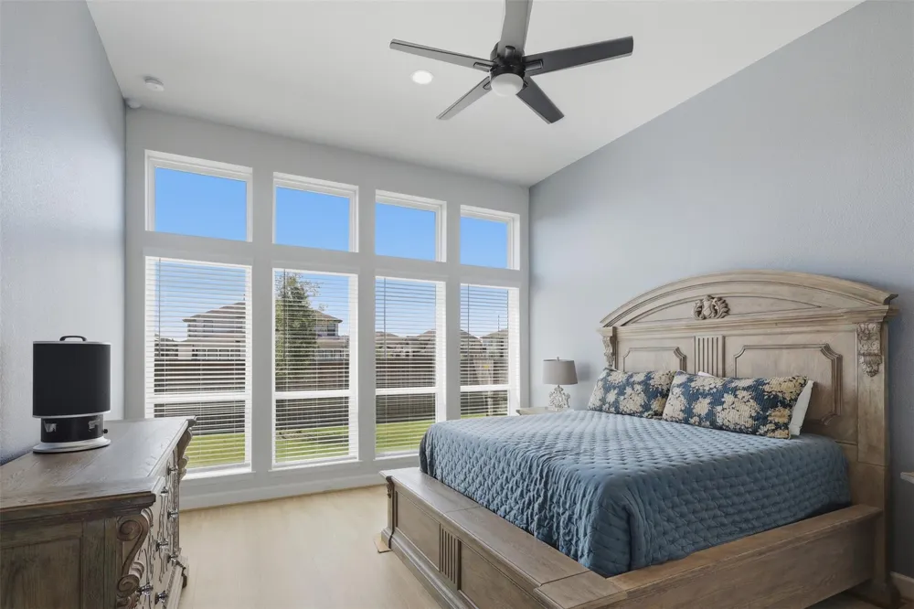 8922 Sierra Nevada Drive Manvel, TX 77578