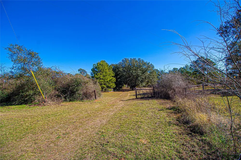 2764 Richardson Road E Livingston, TX 77351