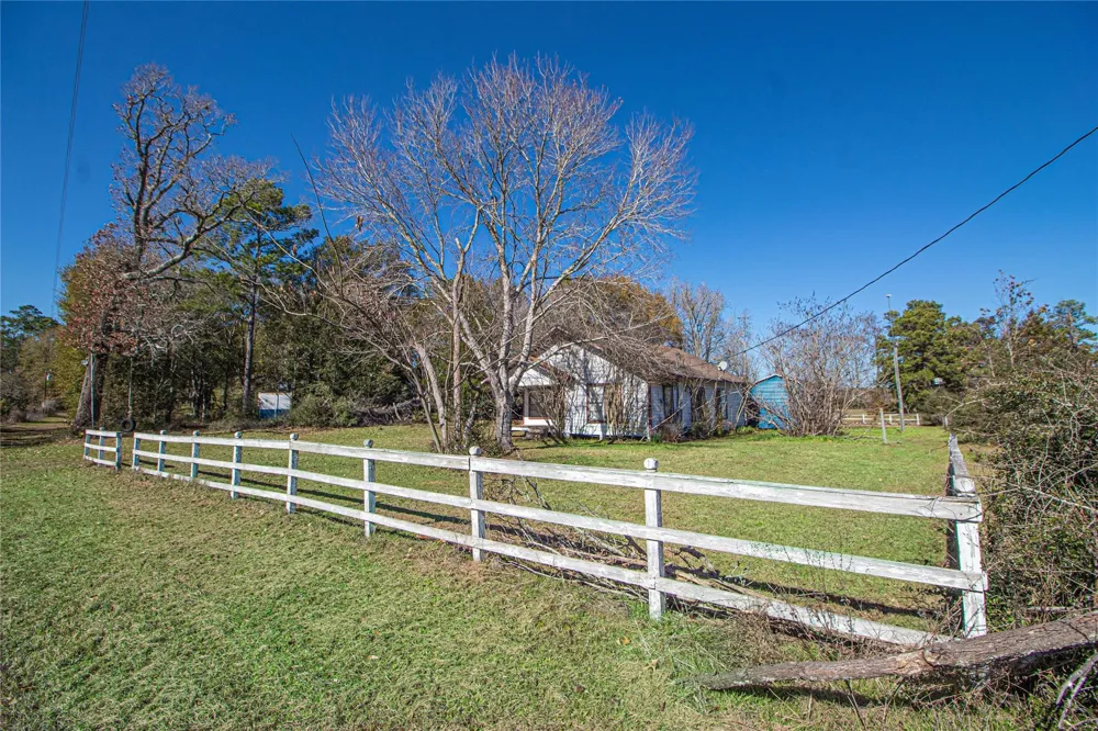2764 Richardson Road E Livingston, TX 77351