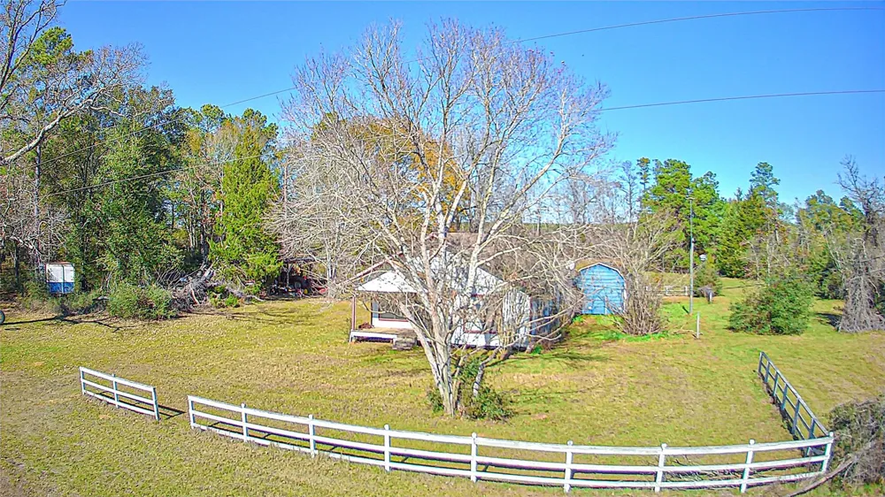 2764 Richardson Road E Livingston, TX 77351